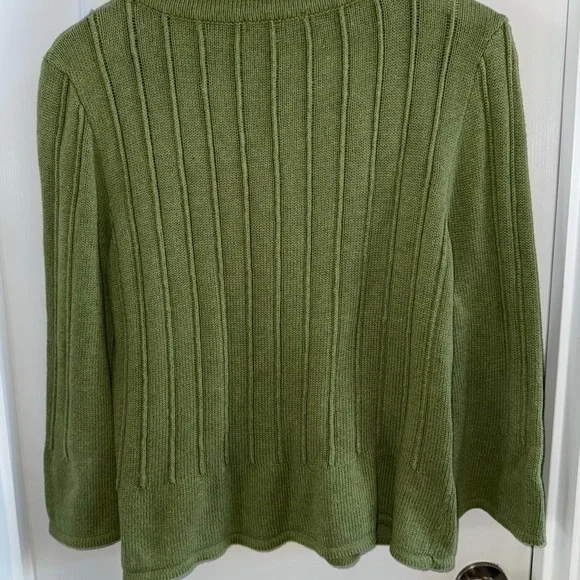 Green Sweater Collard L Applique Design Floral Snap Close 3/4 Sleeve Feminine - Picture 3 of 10